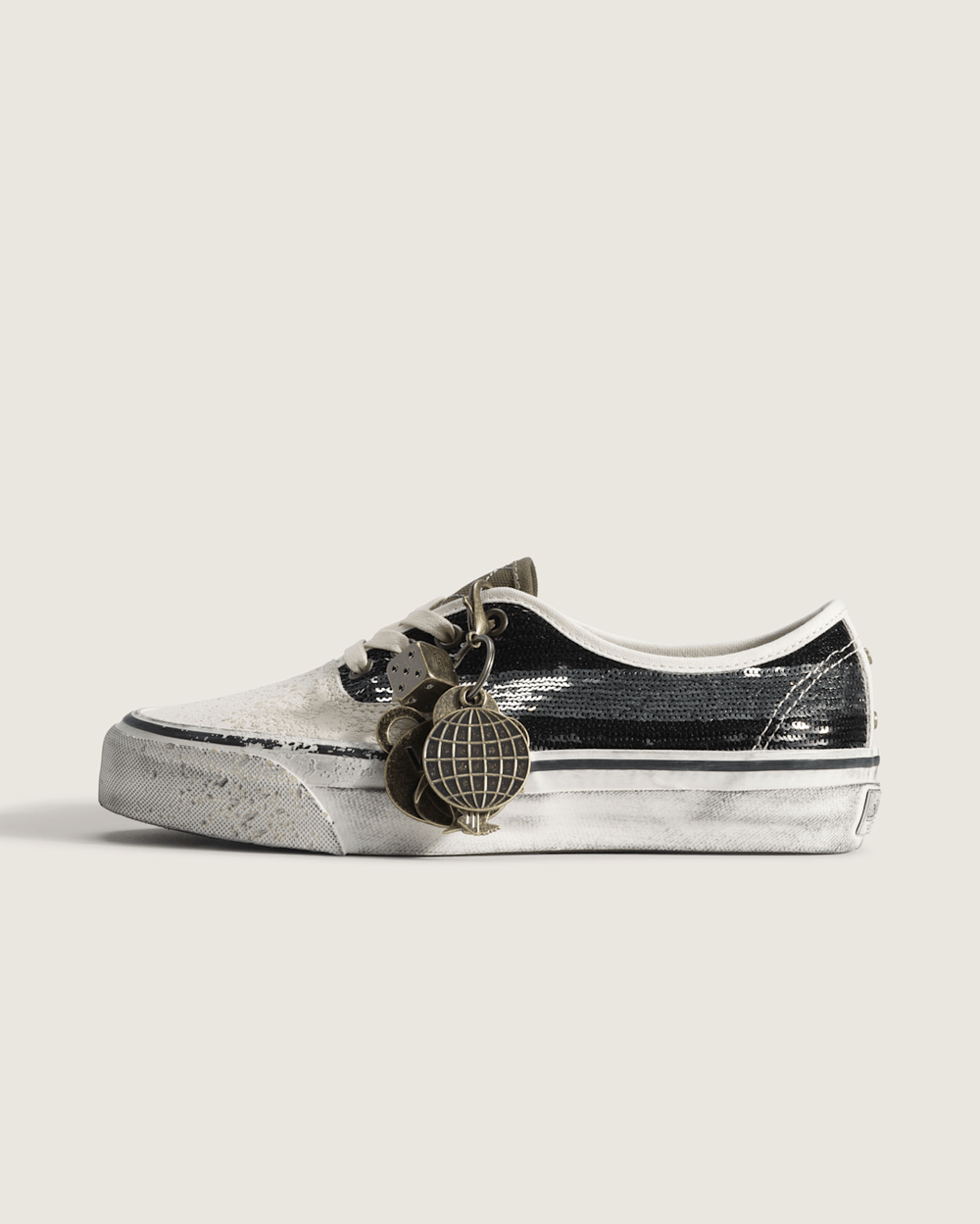 Premium Authentic "Charms" Shoe in Black / White | Vans discount