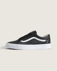 Old Skool Shoe in Black / True White | Vans discount