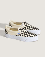 Premium Slip-On Checkerboard Shoe in Checkerboard Black / Off White | Vans outlet