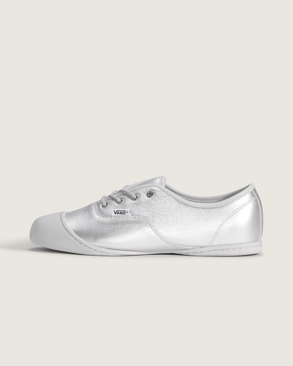 OTW Authentic Prima in Metallic Silver Grey | Vans sale