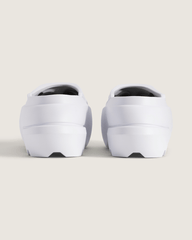 OTW by Vans X S.R. STUDIO. LA. CA. Clog in White / Black | Vans near me