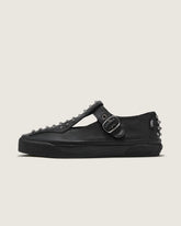 Premium Mary Jane Pearlized Shoe in Black | Vans online
