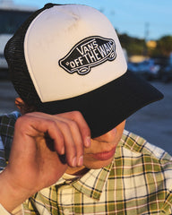 Classic Patch Curved Bill Trucker Hat in Black / White | Vans sale