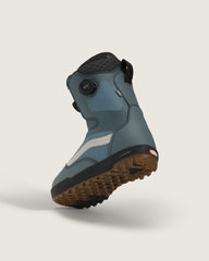 Aura Pro Snowboard Boot in Stormy Weather Blue | Vans sale