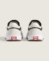 UltraRange 2.0 Shoe in White / Black | Vans discount