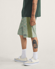 Daily AOP Sideline Boardshorts in Grey Olive Green | Vans outlet