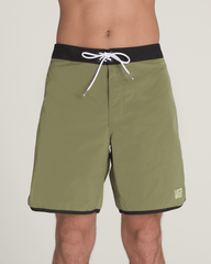 Everride Scalloped 18'' Boardshorts in Loden Green / Black | Vans near me
