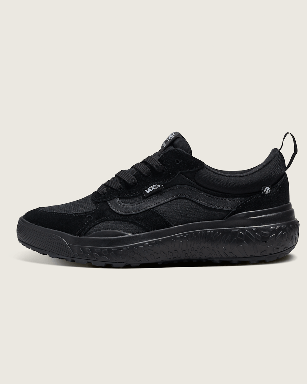 UltraRange Neo VR3 Shoe in Black | Vans on sale