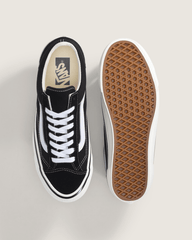 Premium Old Skool Shoe in Black / Marshmallow White | Vans sale