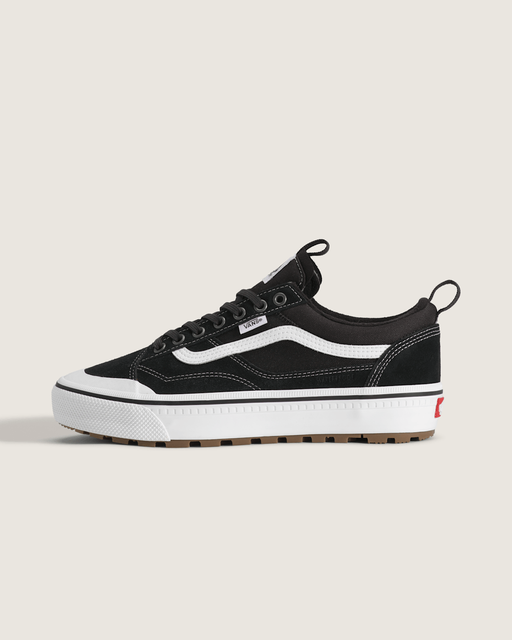 Old Skool Waterproof Insulated Shoe in Black / White | Vans discount