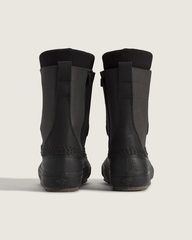 Standard Zip Waterproof Boot in Faded Black | Vans online