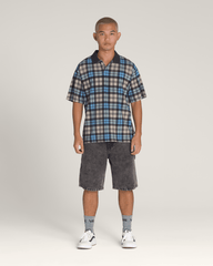 Bellmoor Plaid Polo Shirt in Parisian Night Blue / London Fog Grey | Vans sale