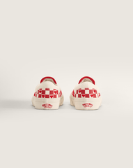 Little Kids Classic Slip-On Checkerboard Shoe in Checkerboard Racing Red / True White | Vans online