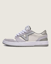 Lowland 2.0 Shoe in Grey / Beige | Vans sale