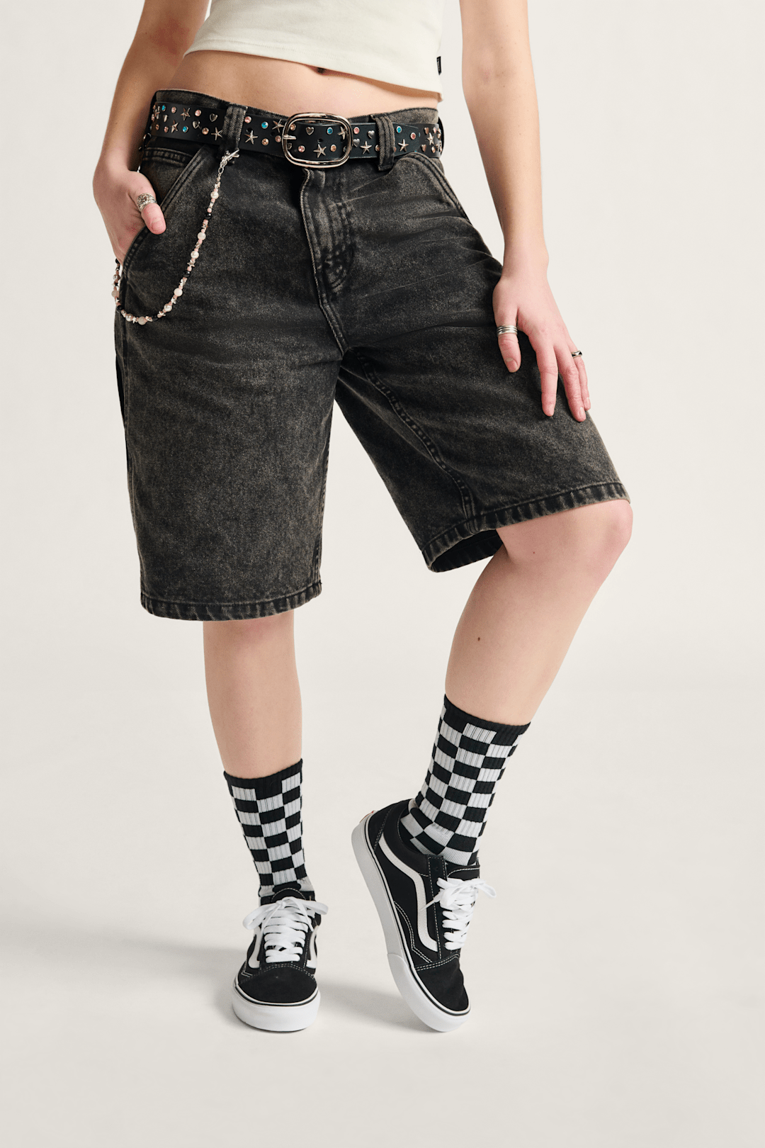 Old Skool Black/White Classics Shoe | Vans on sale