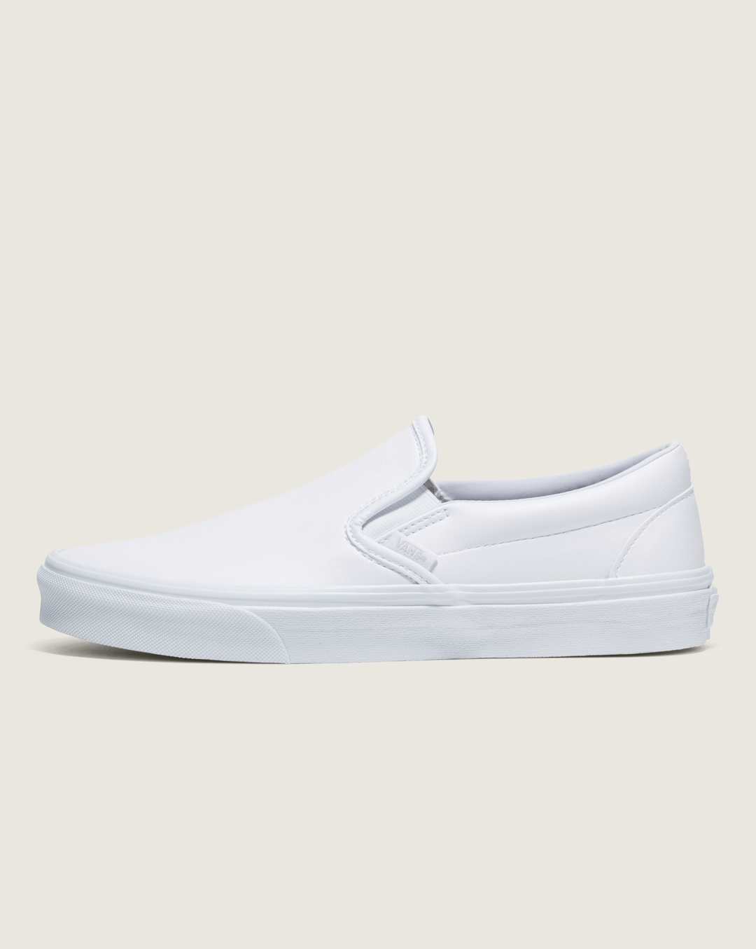 Classic Slip-On Shoe in True White | Vans online
