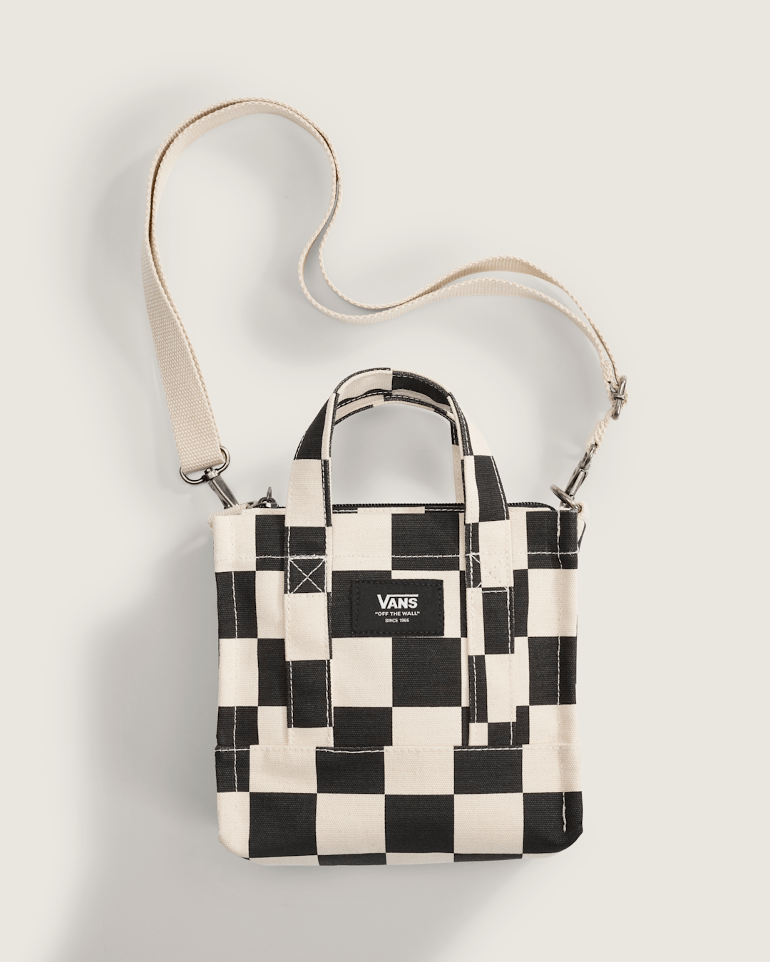 Lil Pergs Checkerboard Tote Bag in Antique White / Black | Vans outlet