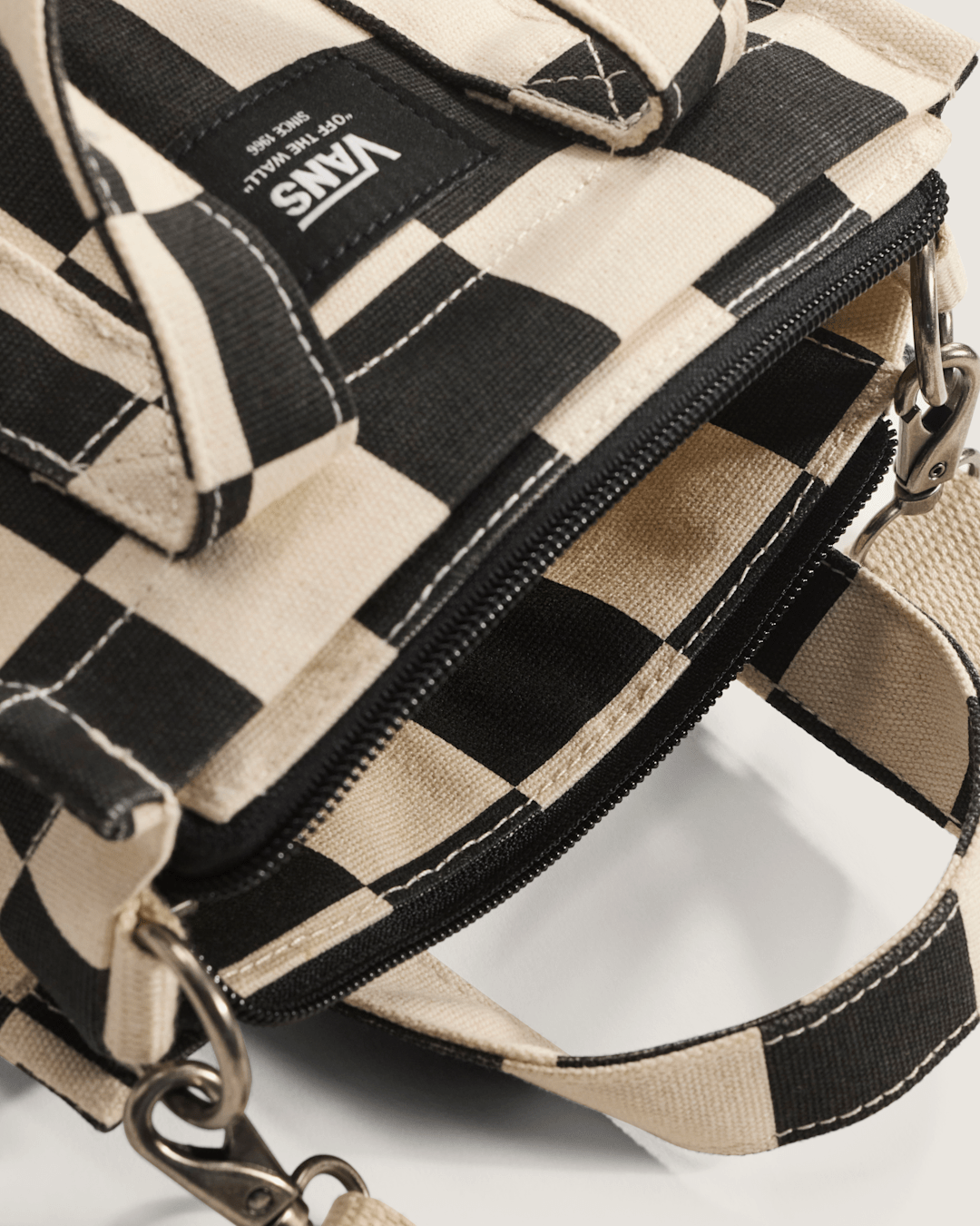 Lil Pergs Checkerboard Tote Bag in Antique White / Black | Vans outlet