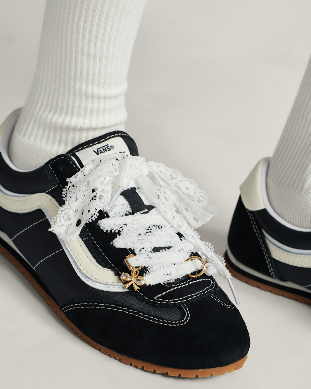 Vans Pearl and Lace Shoe Charm Set in White | Vans online