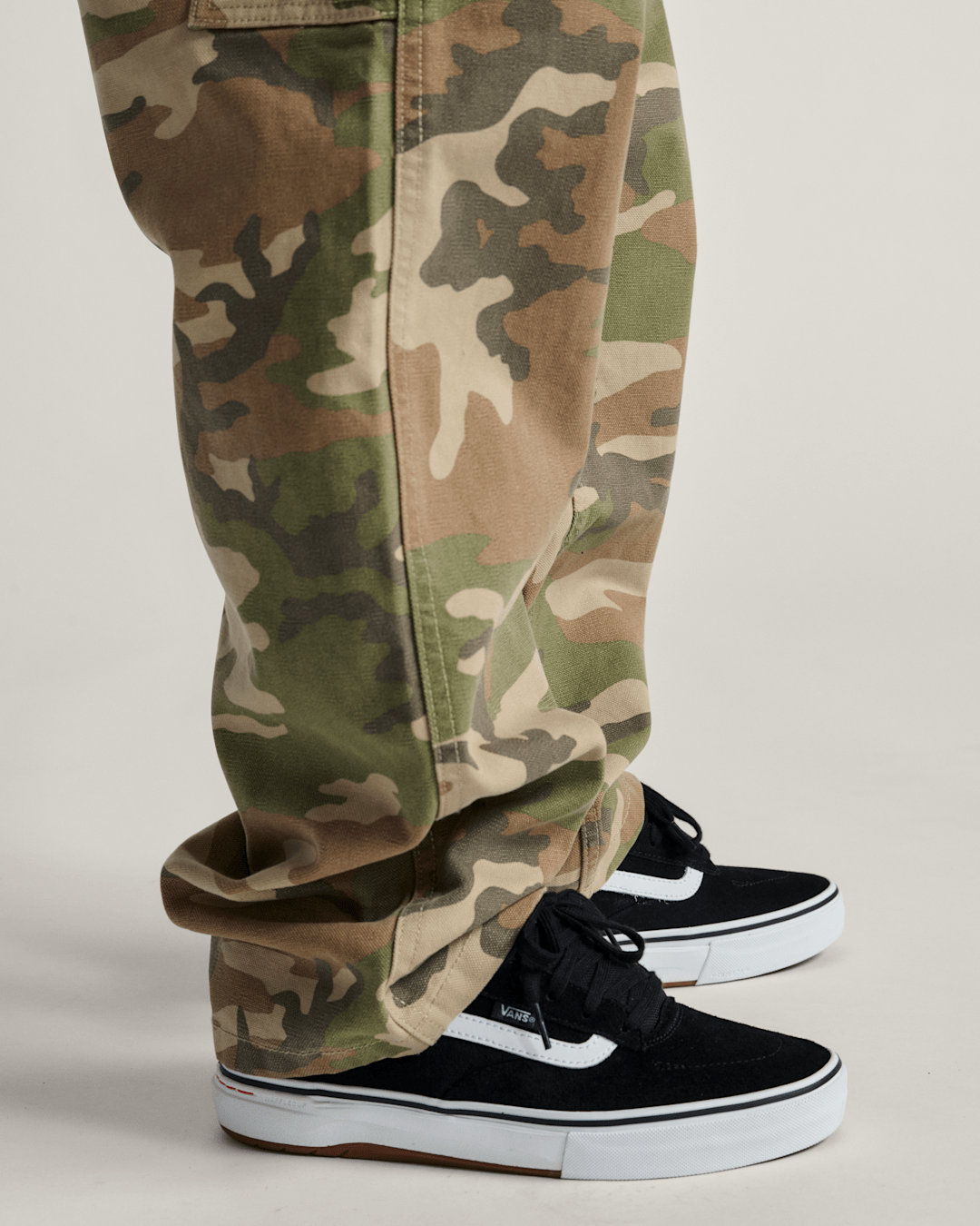 Skate Kyle Walker Wafflecup Shoe in Black / White | Vans on sale