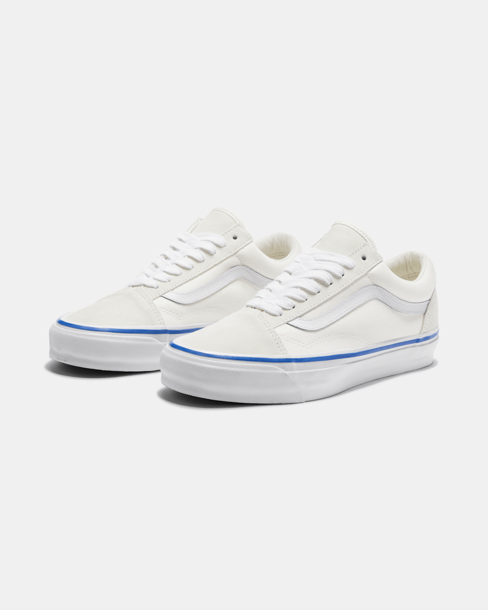 Premium Old Skool Shoe in Off White / White | Vans outlet