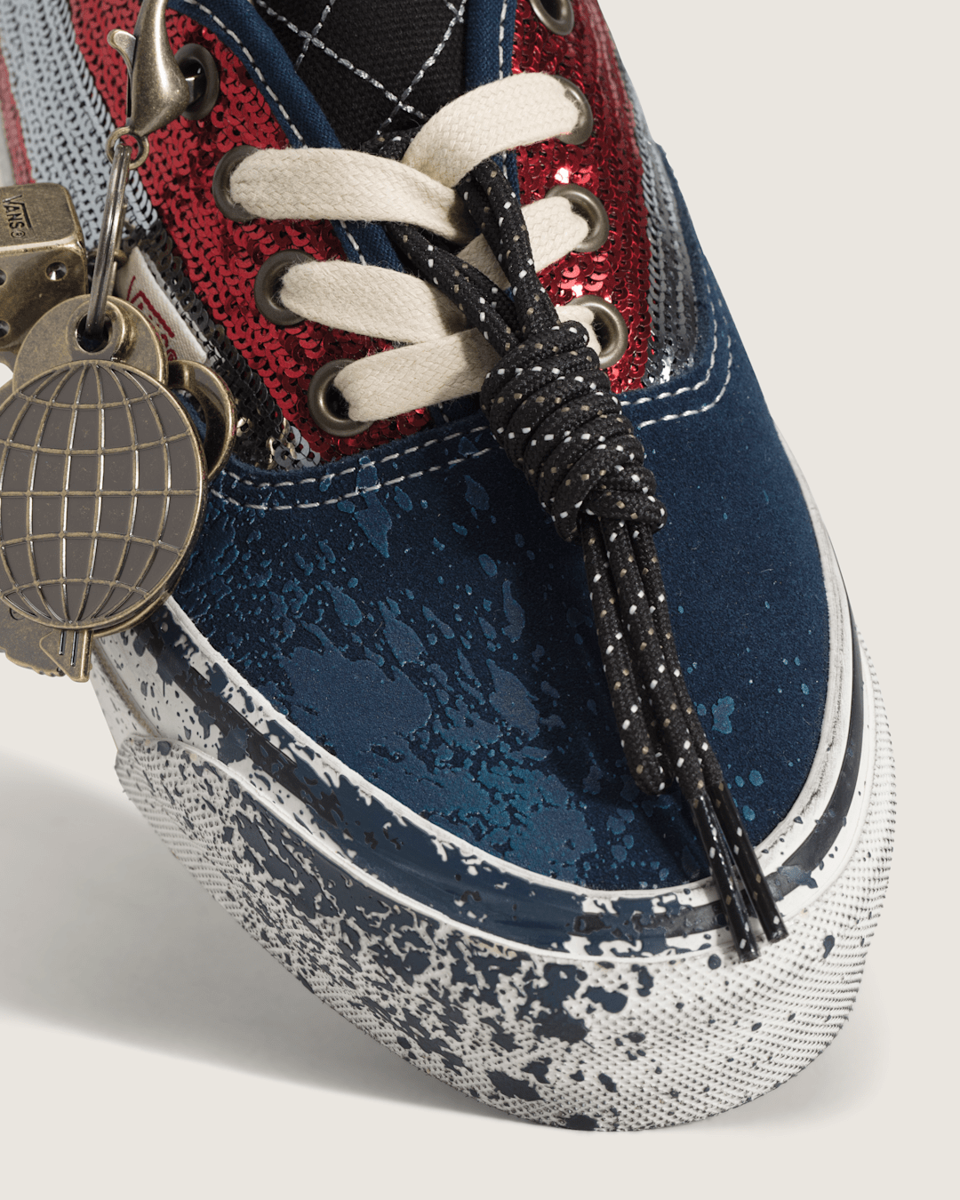 Premium Authentic "Charms" Shoe in Red / Navy | Vans online