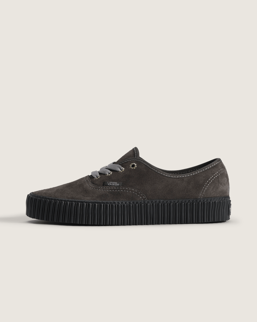 Authentic Creeper Shoe in Black | Vans online