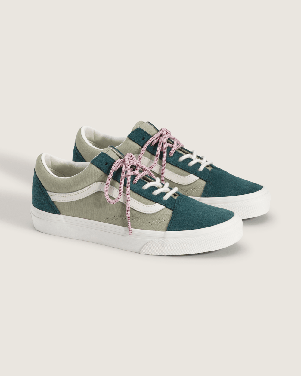 Old Skool Shoe in Pink / Green | Vans outlet