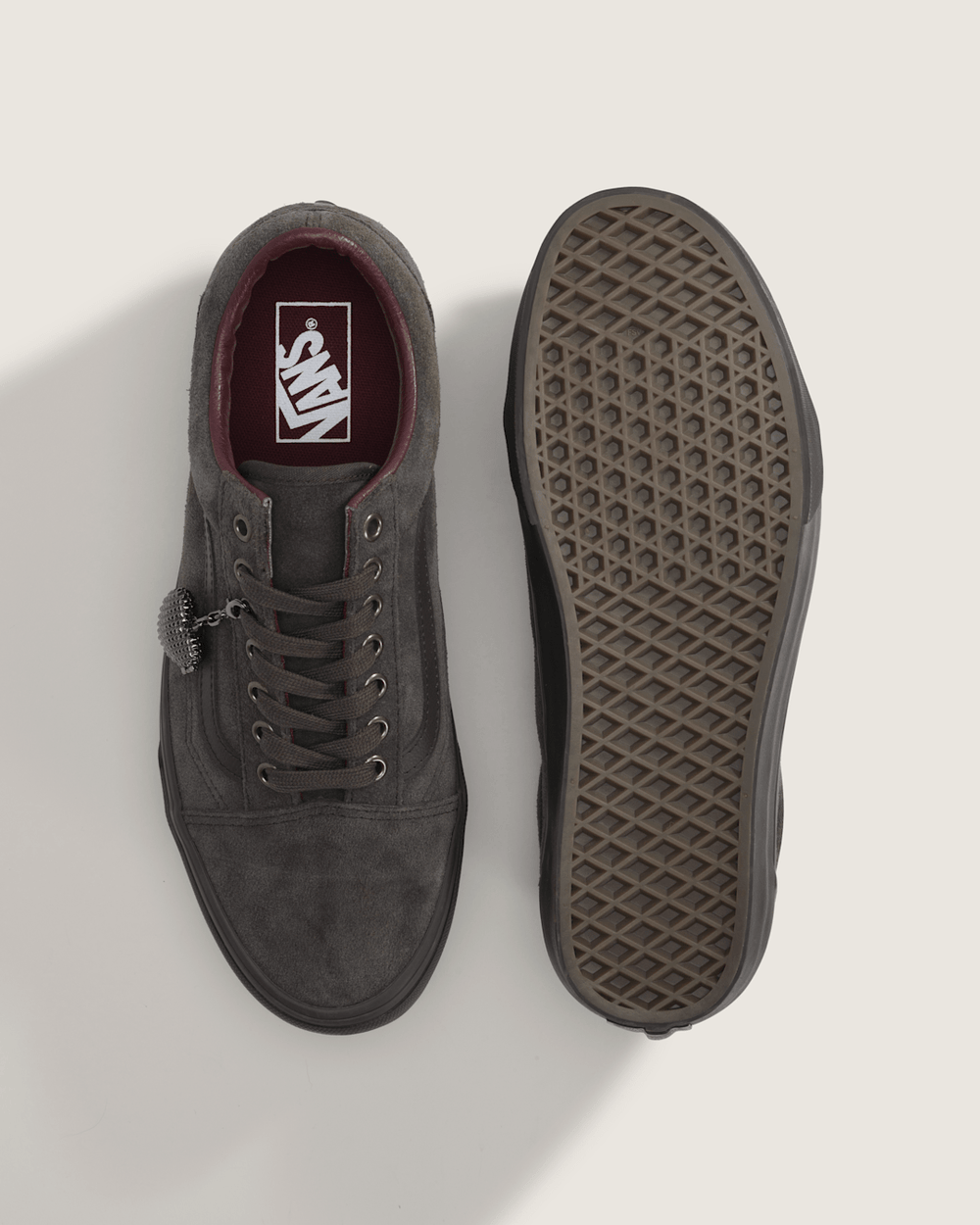 Old Skool Shoe in Dark Grey | Vans sale