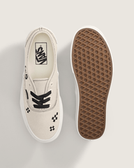 Authentic Shoe in Beige / Black | Vans on sale