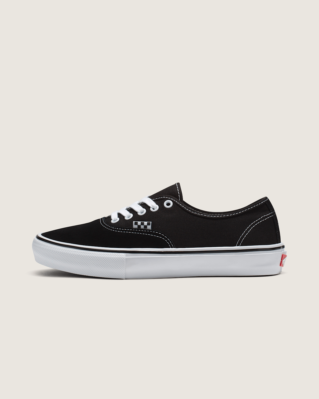 Skate Authentic Black/White Skate Shoe | Vans online