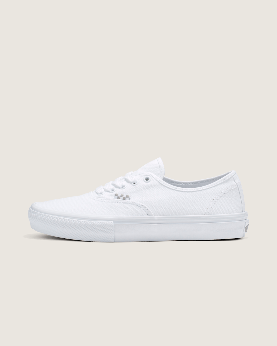 Skate Authentic True White Skate Shoe | Vans outlet