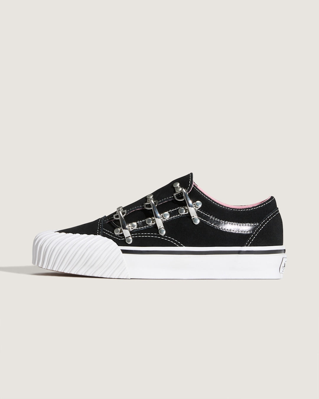 Premium Old Skool Wrap Karina Shoe in Black / White | Vans outlet