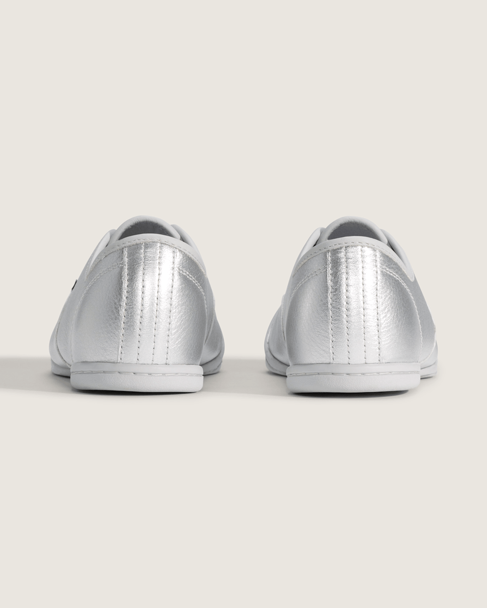 OTW Authentic Prima in Metallic Silver Grey | Vans sale