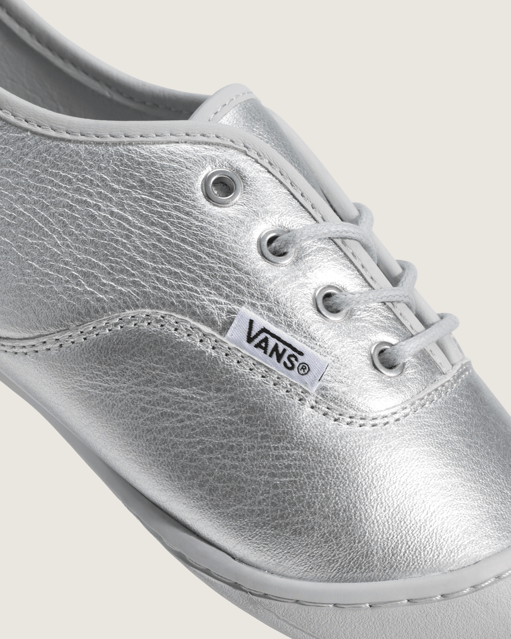 OTW Authentic Prima in Metallic Silver Grey | Vans sale