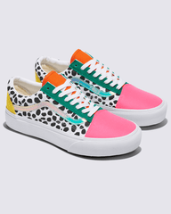 Customs Old Skool Platform Shoe in Pink / White / Black | Vans outlet
