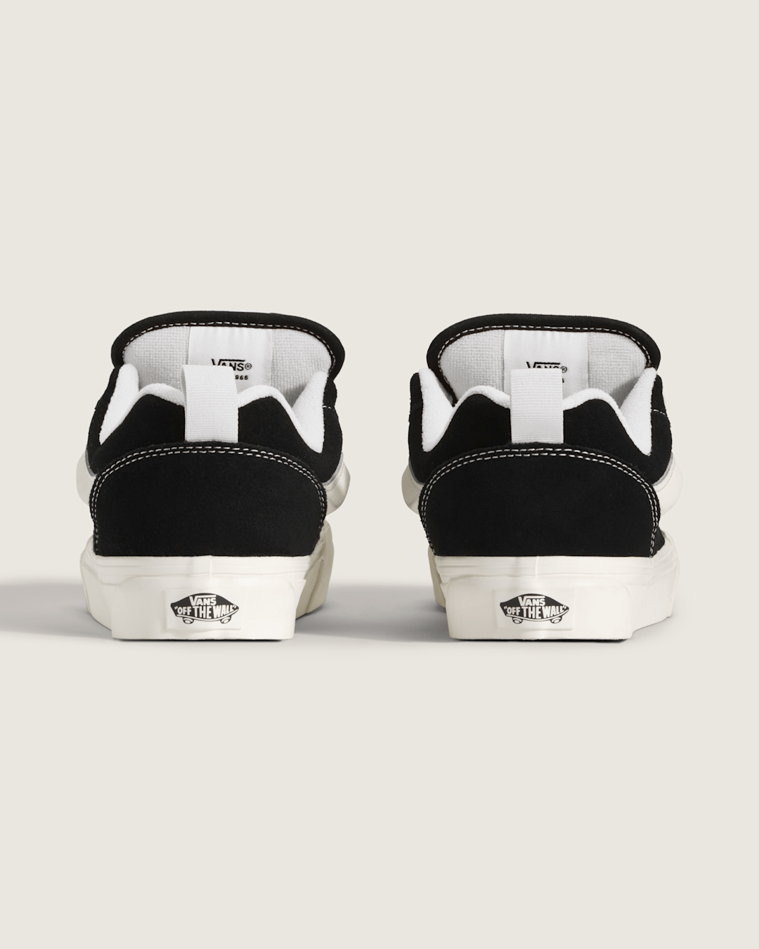 Knu Skool Shoe in Black | Vans discount