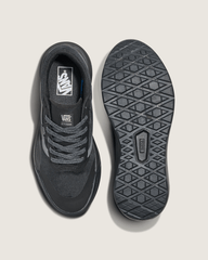 UltraRange 2.0 Shoe in Blackout | Vans sale