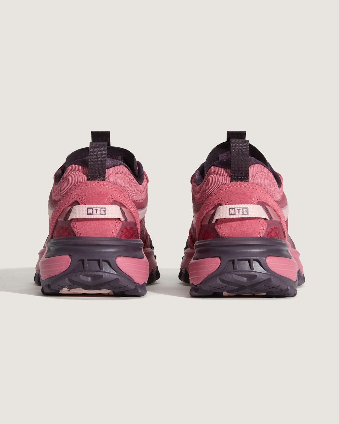 Crosspath XC Shoe in Mauvewood Pink | Vans on sale