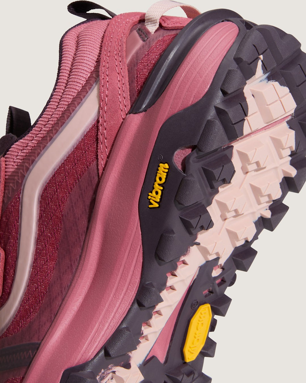 Crosspath XC Shoe in Mauvewood Pink | Vans on sale
