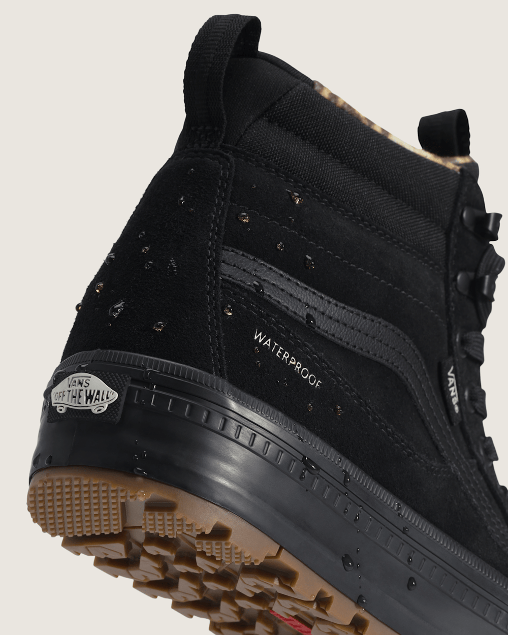 Sk8-Hi Waterproof Insulated Shoe in Leopard Black | Vans outlet