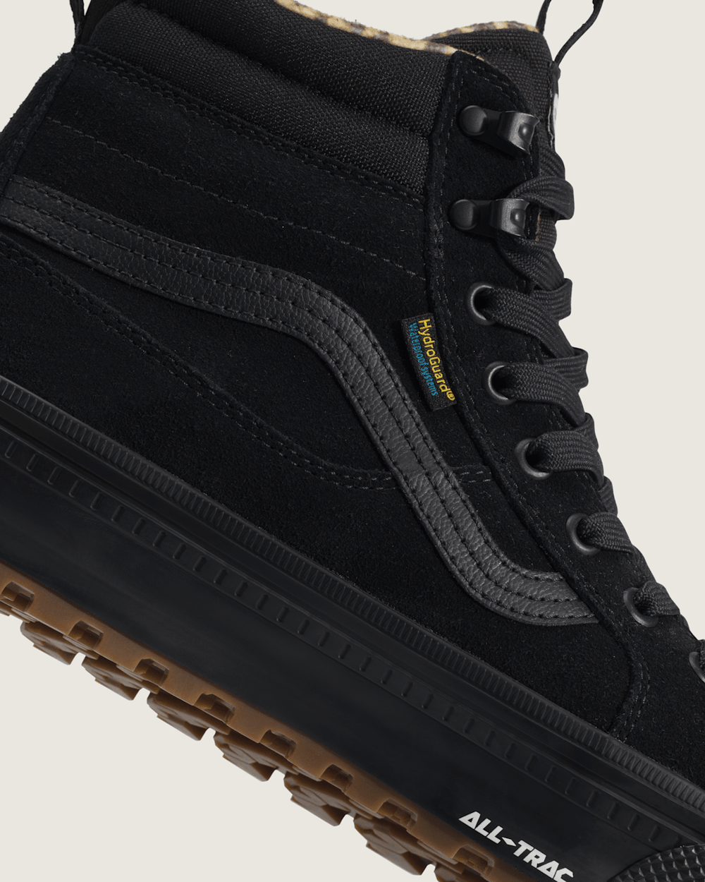 Sk8-Hi Waterproof Insulated Shoe in Leopard Black | Vans outlet