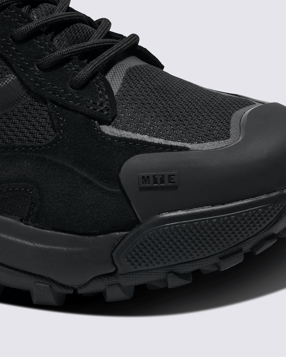 Crestline GORE-TEX Shoe in Black | Vans near me