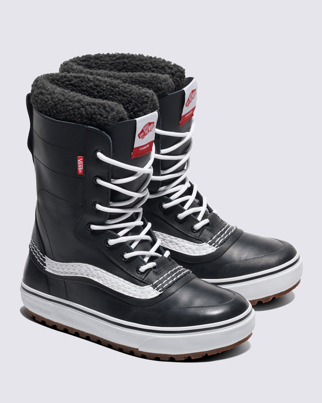 Standard Waterproof Boot in Black | Vans outlet