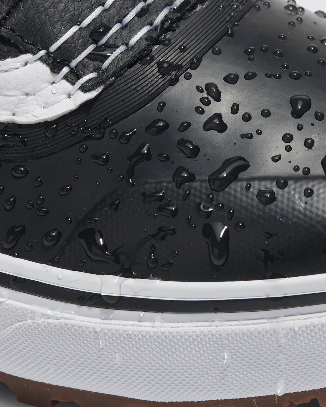 Standard Waterproof Boot in Black | Vans outlet