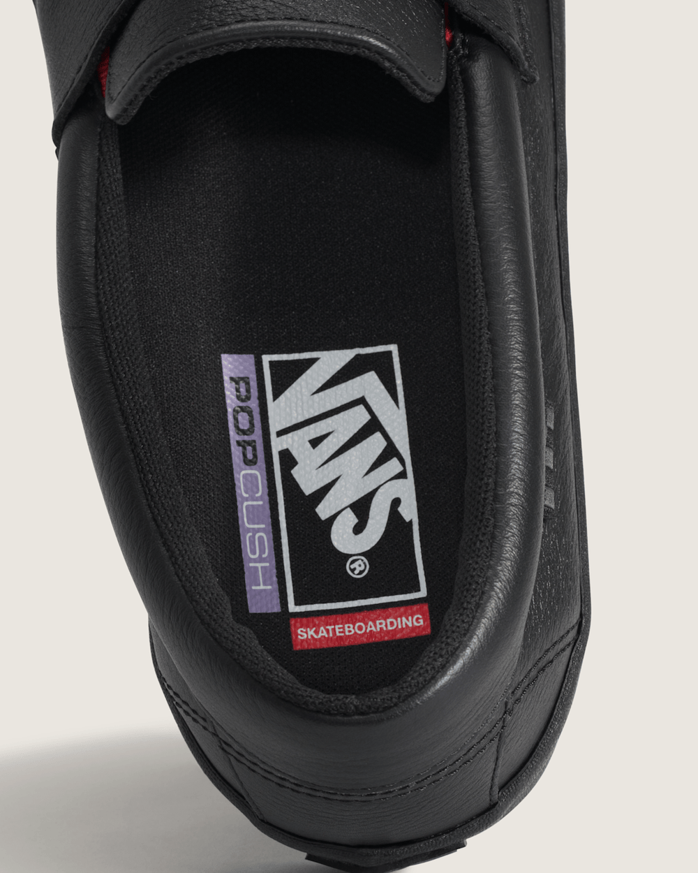 Skate Loafer Shoe in Blackout | Vans online