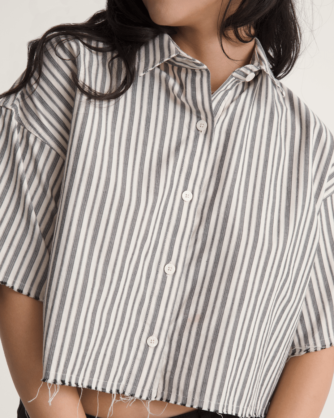 Crop Shirt in Black-White | Vans discount