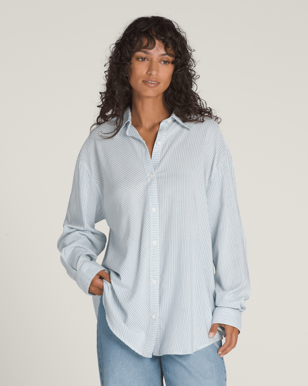 Gillian Striped Button Up Shirt in White / Crystal Blue | Vans online