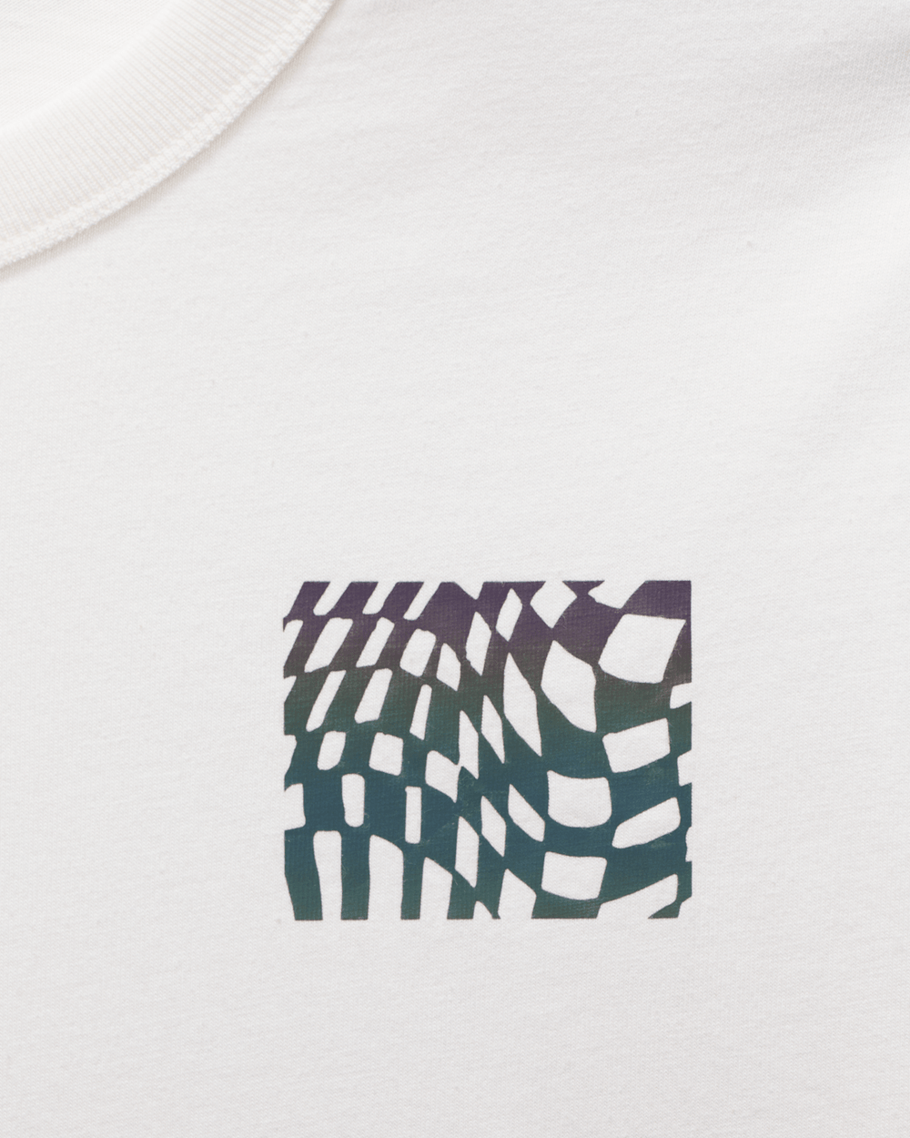 Wildthorn Reflective T-Shirt in Cream White | Vans sale