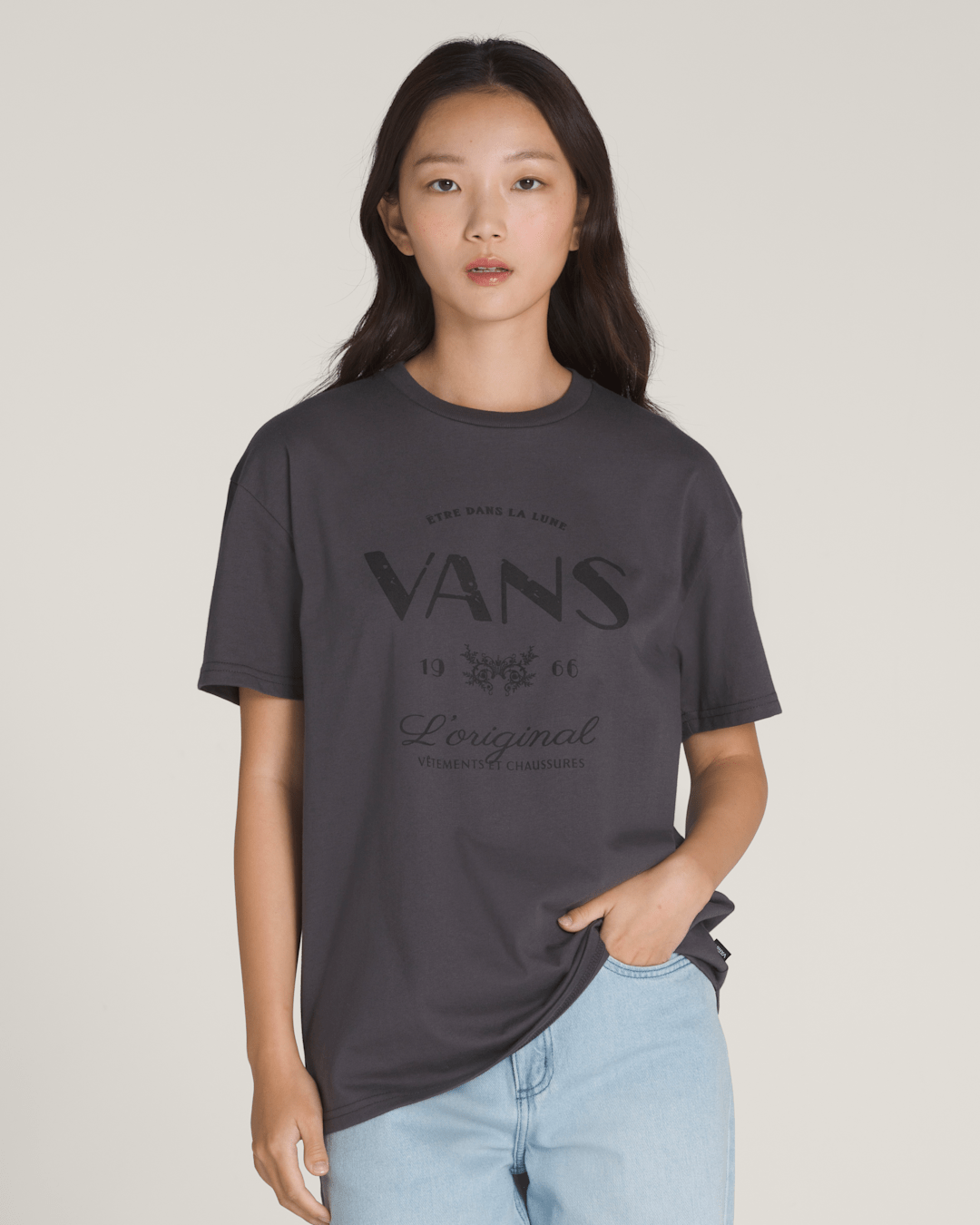 French Lost Thoughts T-Shirt in Asphalt Grey | Vans on sale